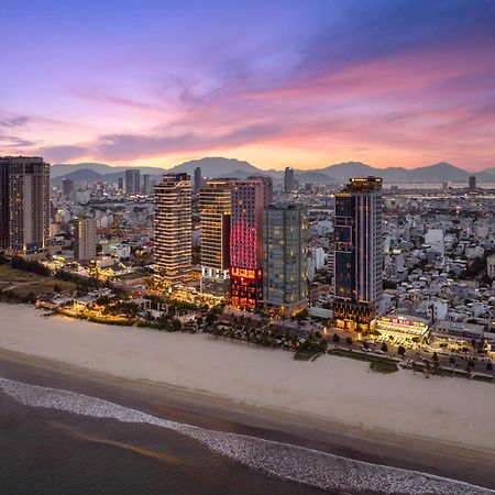 Отель Radisson Red Danang Экстерьер фото